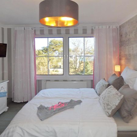 Strandhotel Villa Louisa & Appartementhaeuser Villa Josephine Und Villa Christine Juliusruh Εξωτερικό φωτογραφία