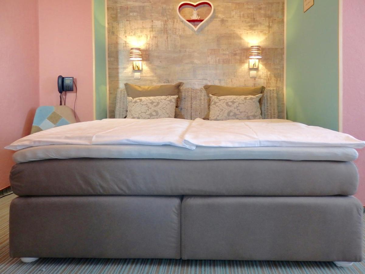 Strandhotel Villa Louisa & Appartementhaeuser Villa Josephine Und Villa Christine Juliusruh Εξωτερικό φωτογραφία