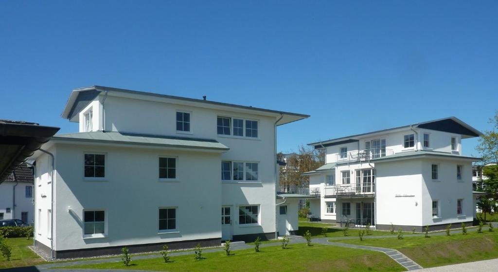 Strandhotel Villa Louisa & Appartementhaeuser Villa Josephine Und Villa Christine Juliusruh Εξωτερικό φωτογραφία